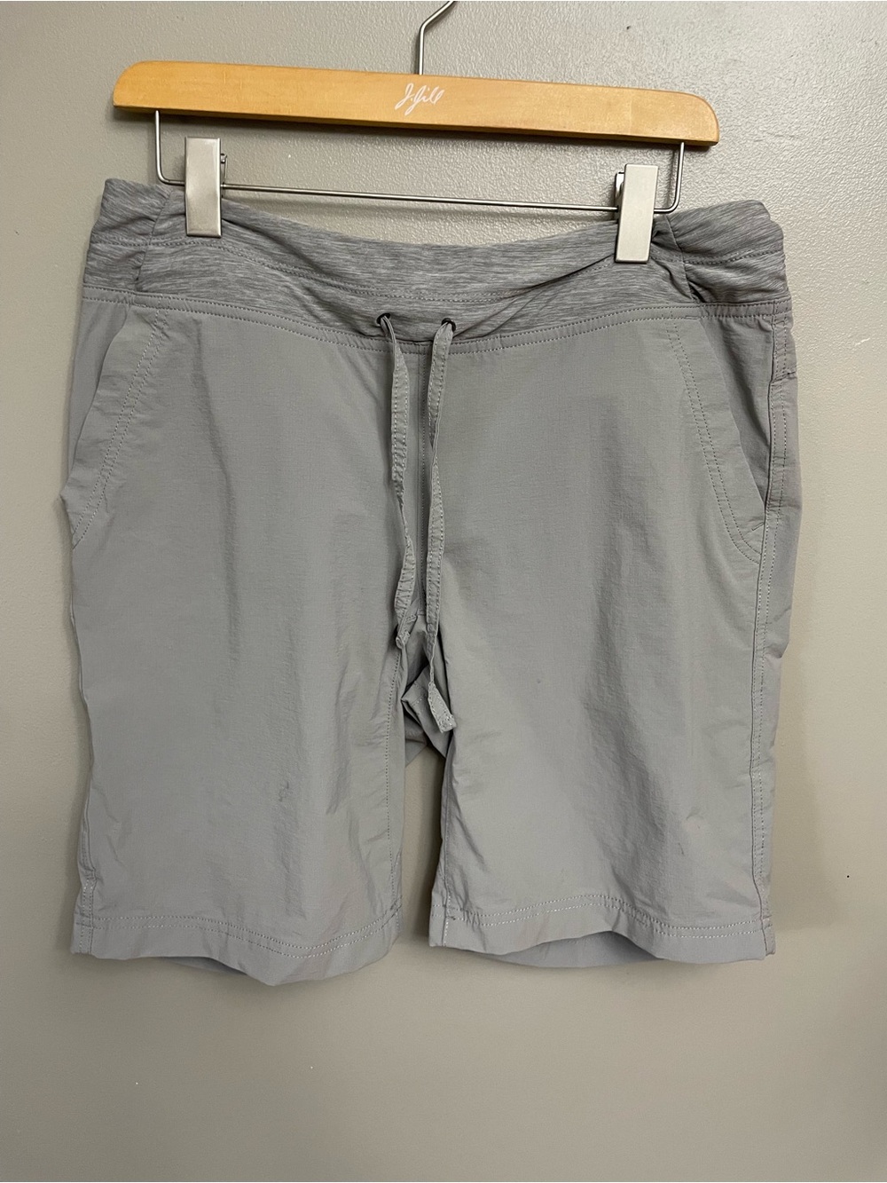 Duluth Armachillo Cooling Shorts gray Women 10 Pockets Stretch Nylon